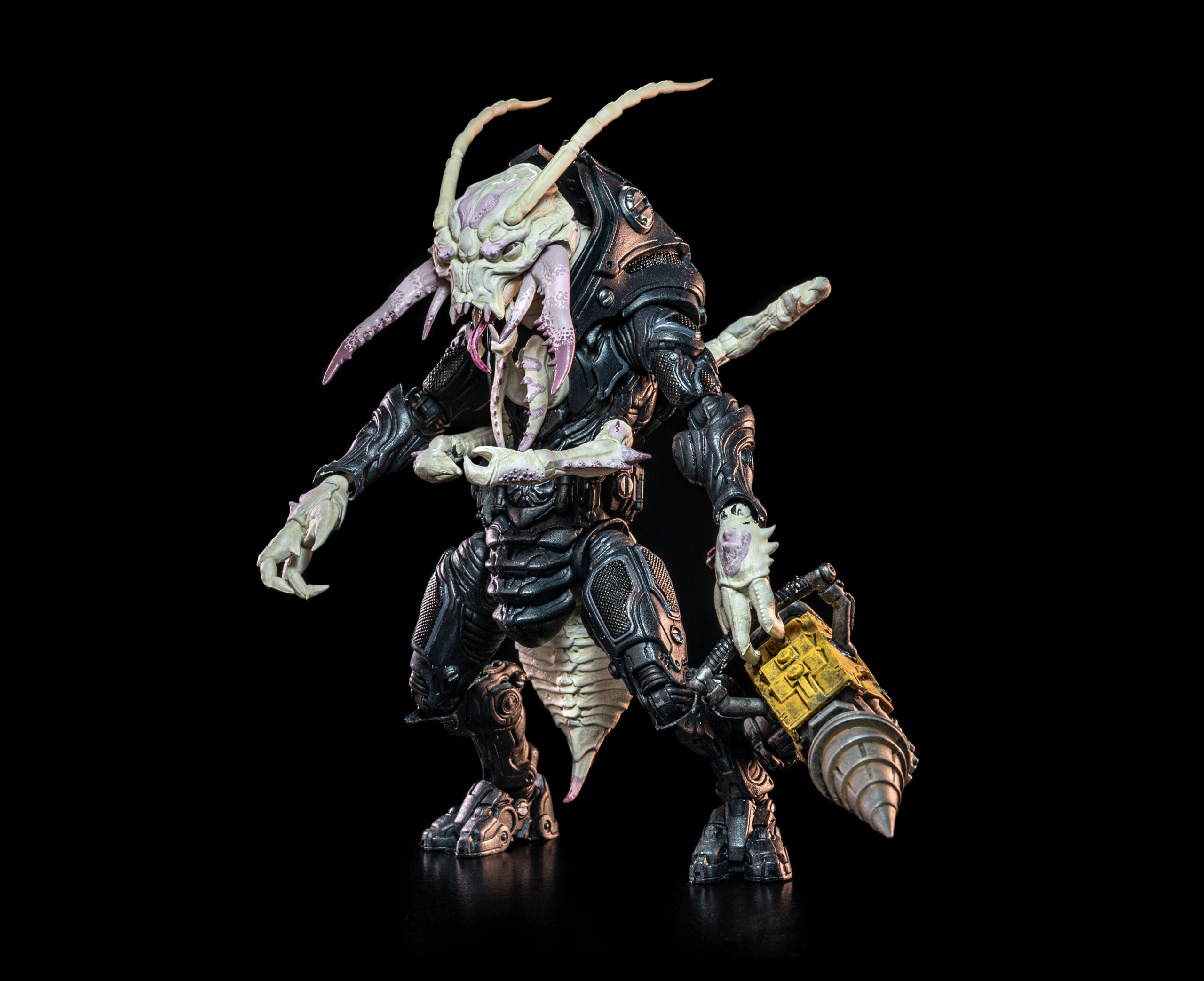 Cosmic Legions: Outpost Zaxxius Phexxian Mine Worker Deluxe Figure - Image 4