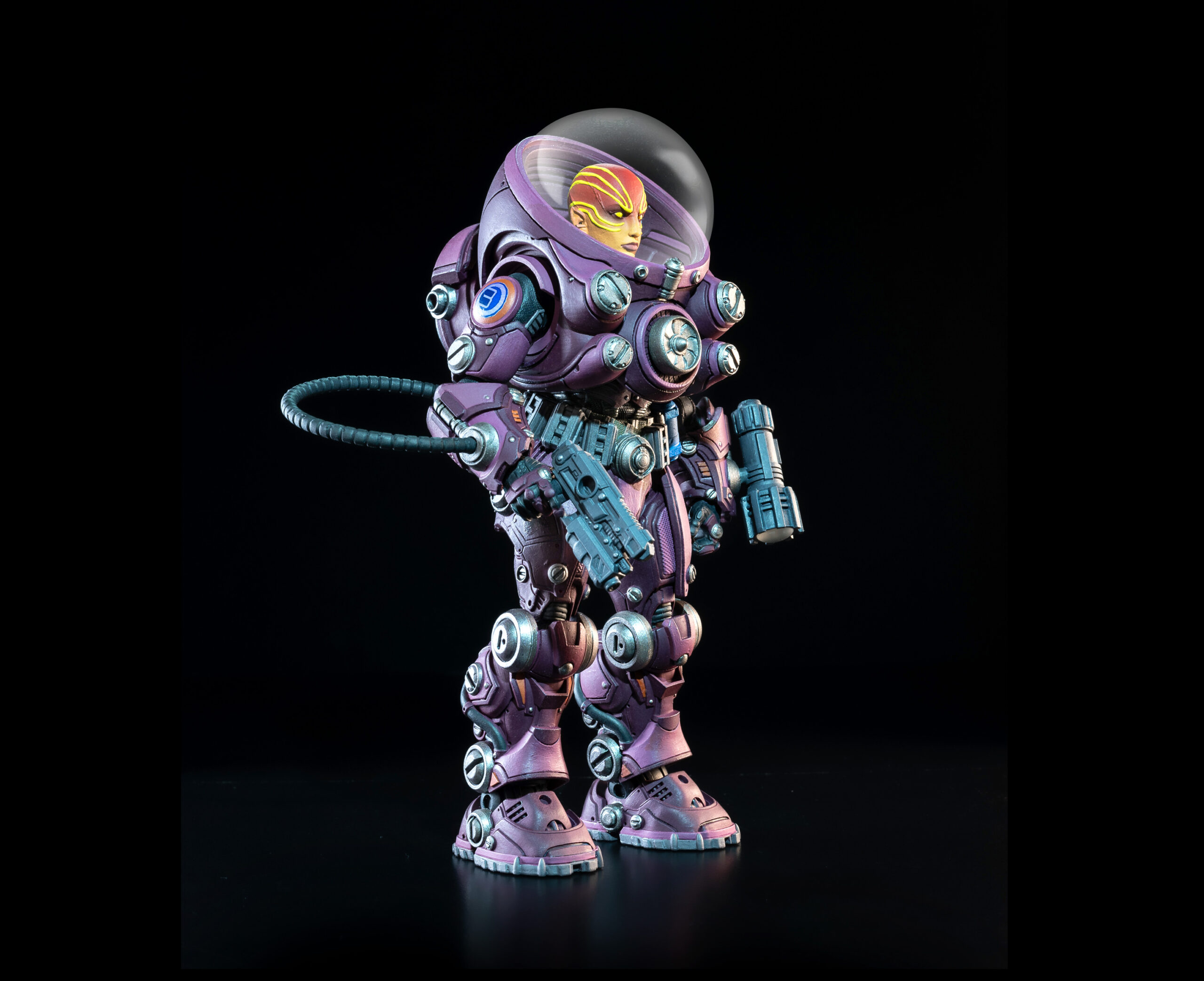 Cosmic Legions: OxKrewe: Book One, Thraxxon – Uularia Speer (Deluxe) - Image 6