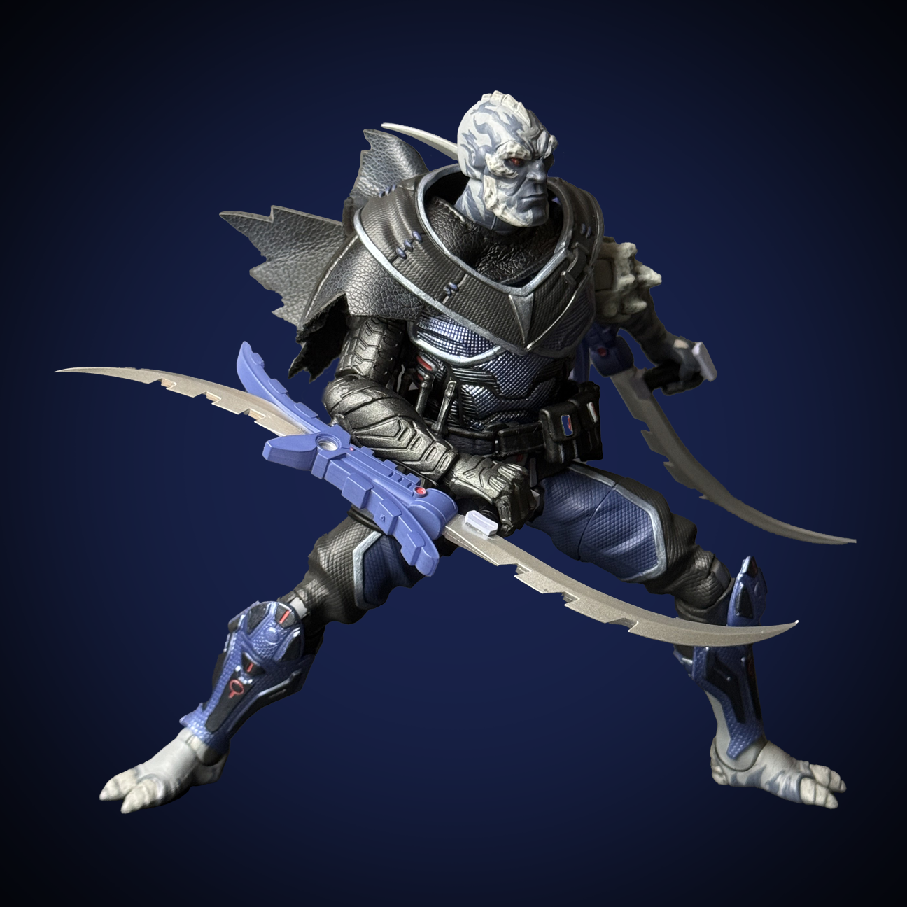 MetaTravelers: Legendari Void Walker Action Figure - Image 3