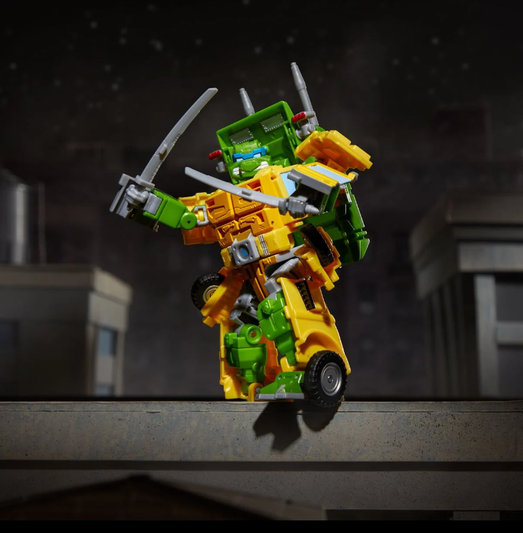 Transformers Collaborative TMNT Party Wallop - Image 9