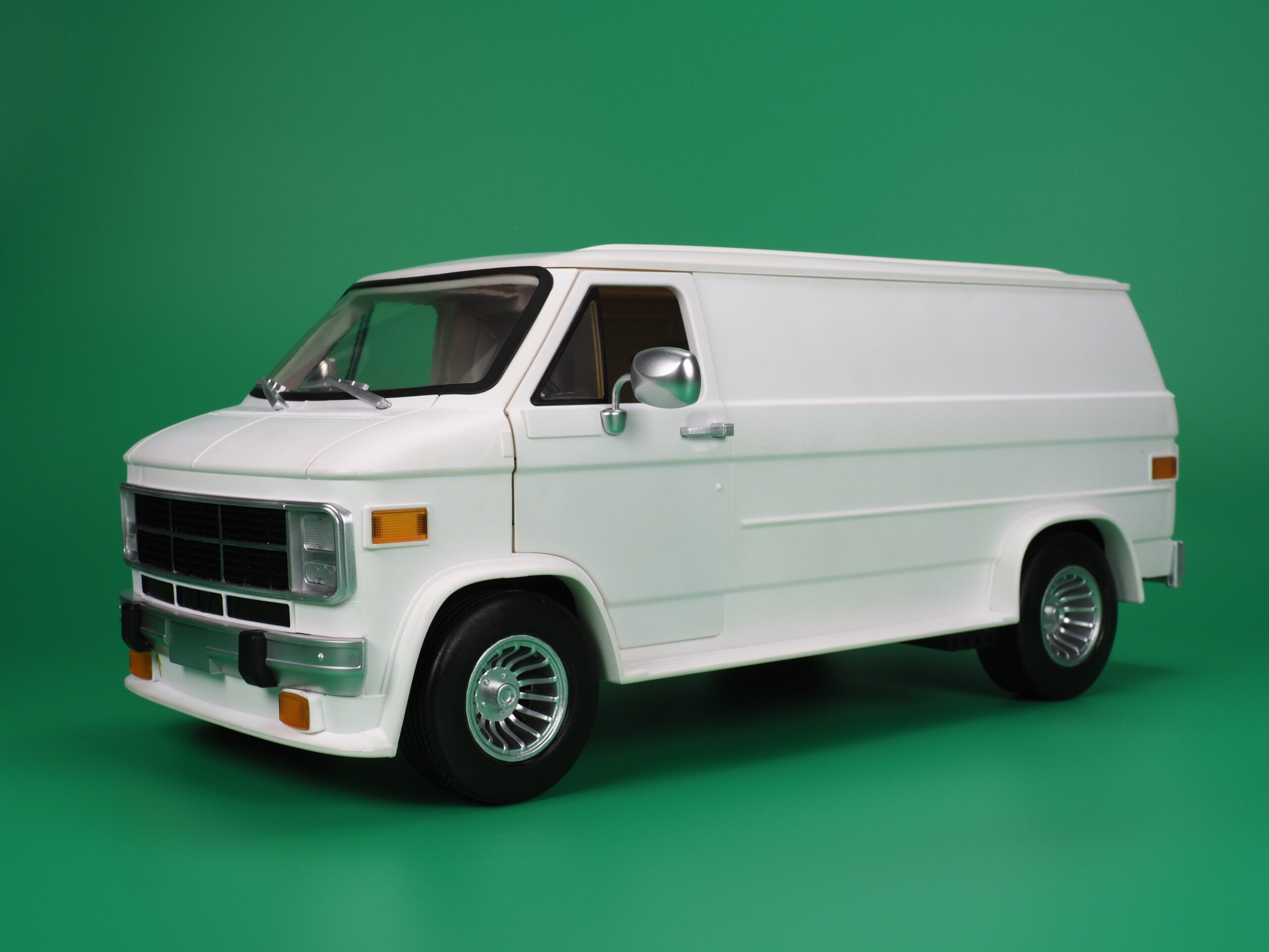 RAMEN TOY – REV (Ramen Economical Vehicles) WHITE - Image 43