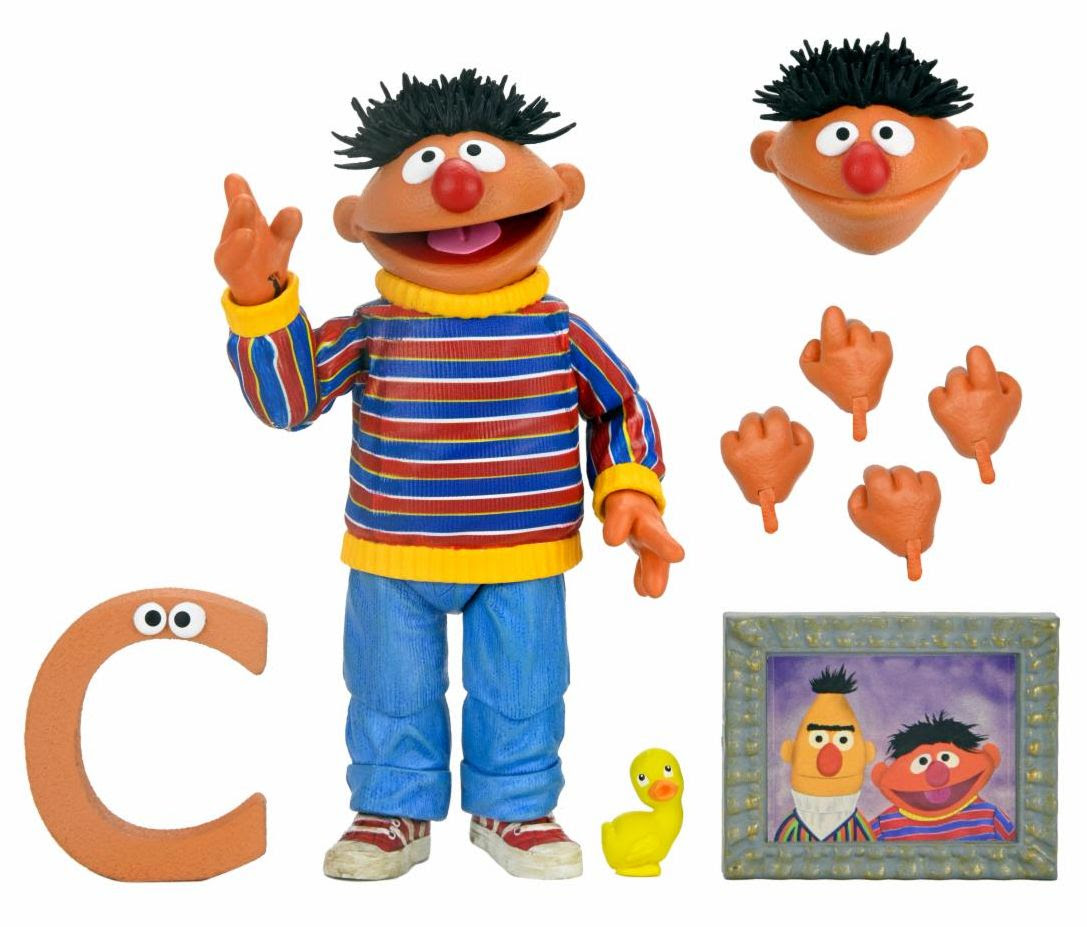 Sesame Street Ultimate Ernie 7″ Action Figure - Image 3