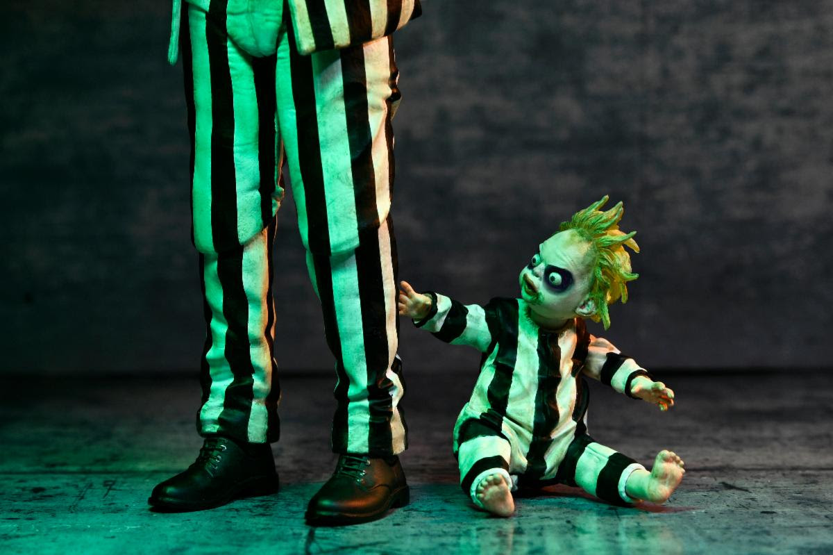 Beetlejuice Beetlejuice – Ultimate Beetlejuice: “Striped Suit” Beetlejuice - Image 5