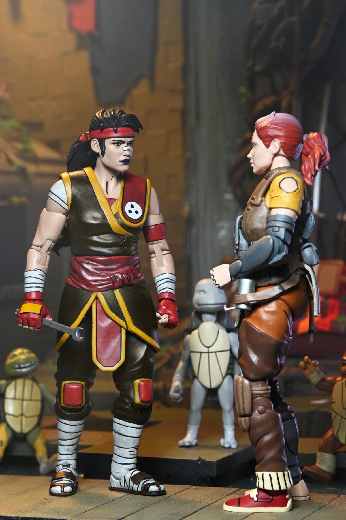 Teenage Mutant Ninja Turtles (The Last Ronin) Casey Marie with Baby Odyn & Uno (not mint) - Image 4