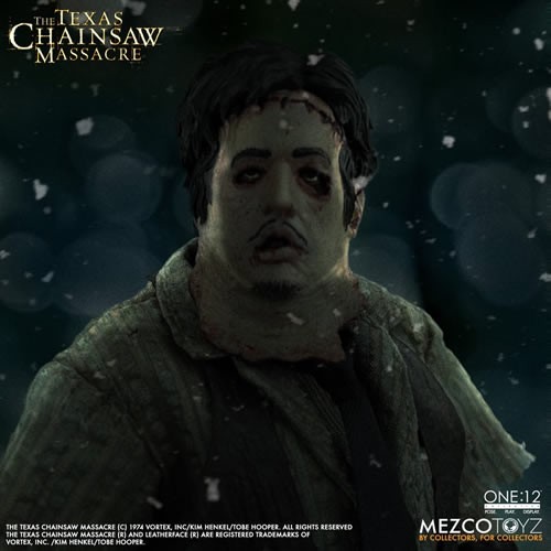 The Texas Chainsaw Massacre (2003 Remake) - Leatherface Mezco One:12 Collective Figure - Image 5