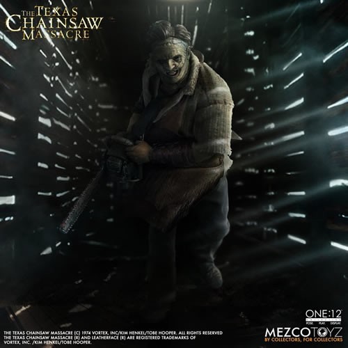 The Texas Chainsaw Massacre (2003 Remake) - Leatherface Mezco One:12 Collective Figure - Image 3