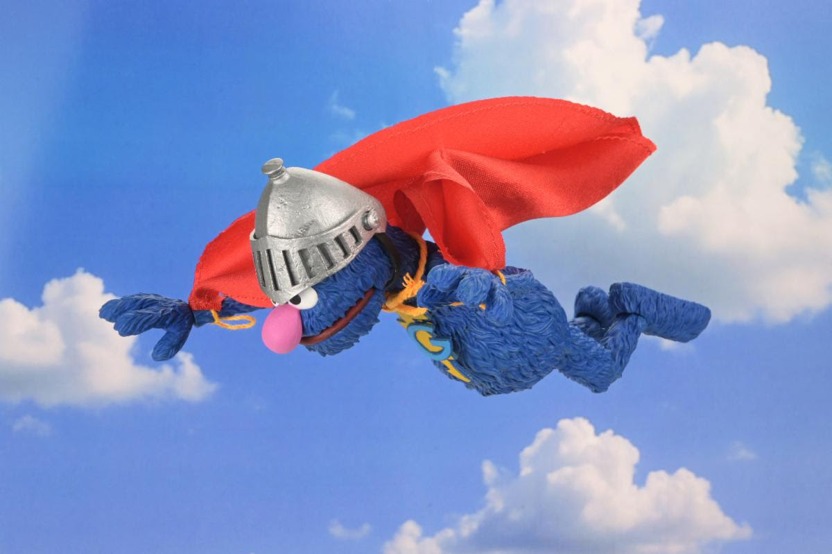 Sesame Street Ultimate Super Grover 7″ Action Figure (box not mint) - Image 6